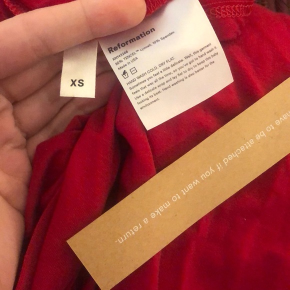 **SOLD** NWT Reformation Passion Dress in Cherry - Picture 4 of 4